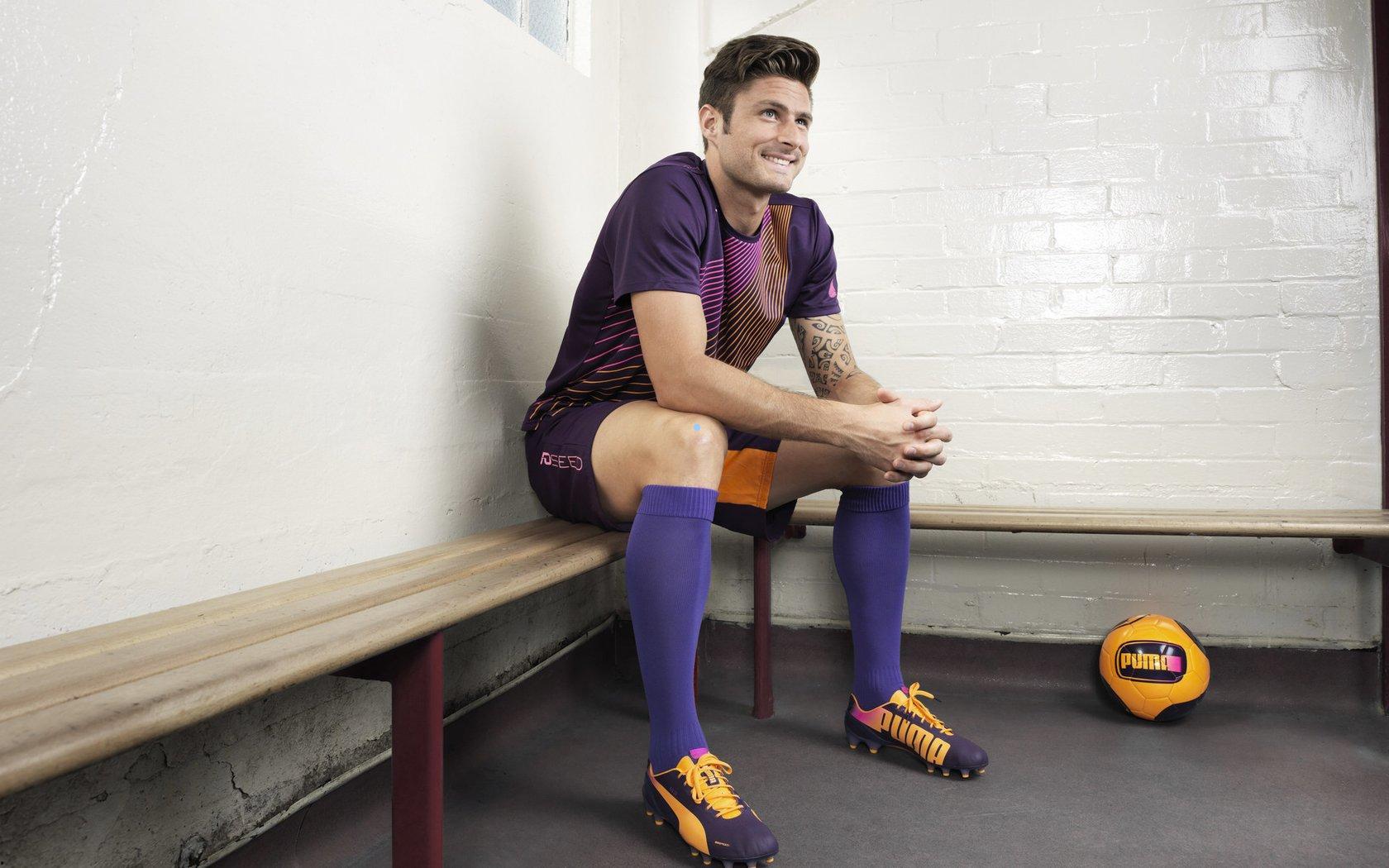 马竞冬窗紧急寻左后卫补强，西蒙尼对加兰与鲁杰里表现失望